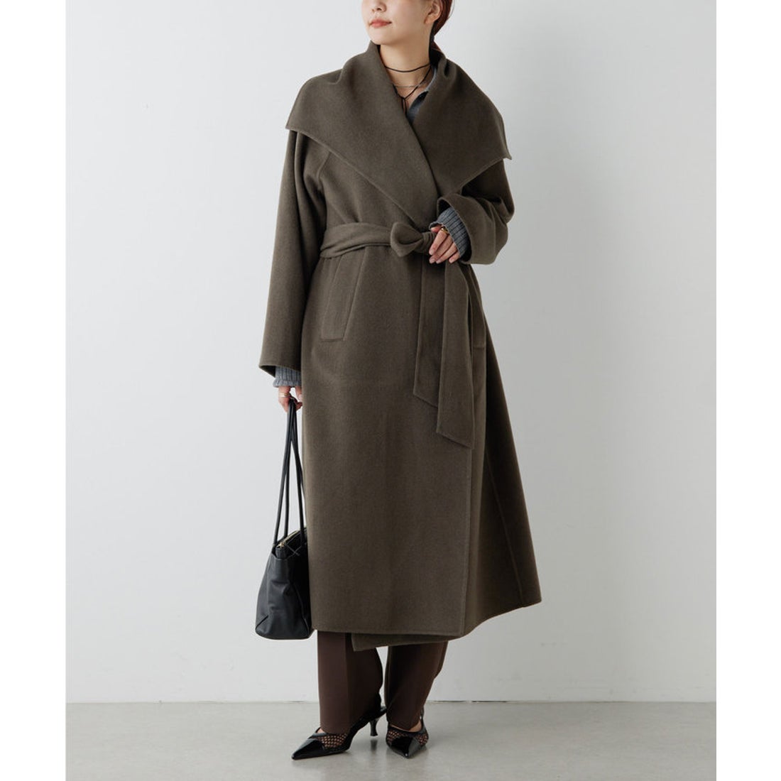 美品 上質・白ウールロングコート ガリャルダガランテ取扱 毛92% ガ