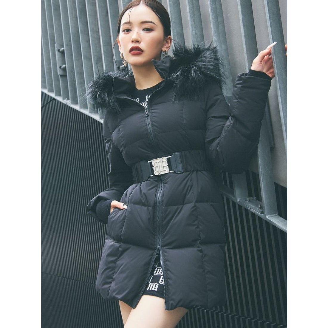 ジェイダ GYDA GYGYベルト付きロングダウンコート （BLK） -靴