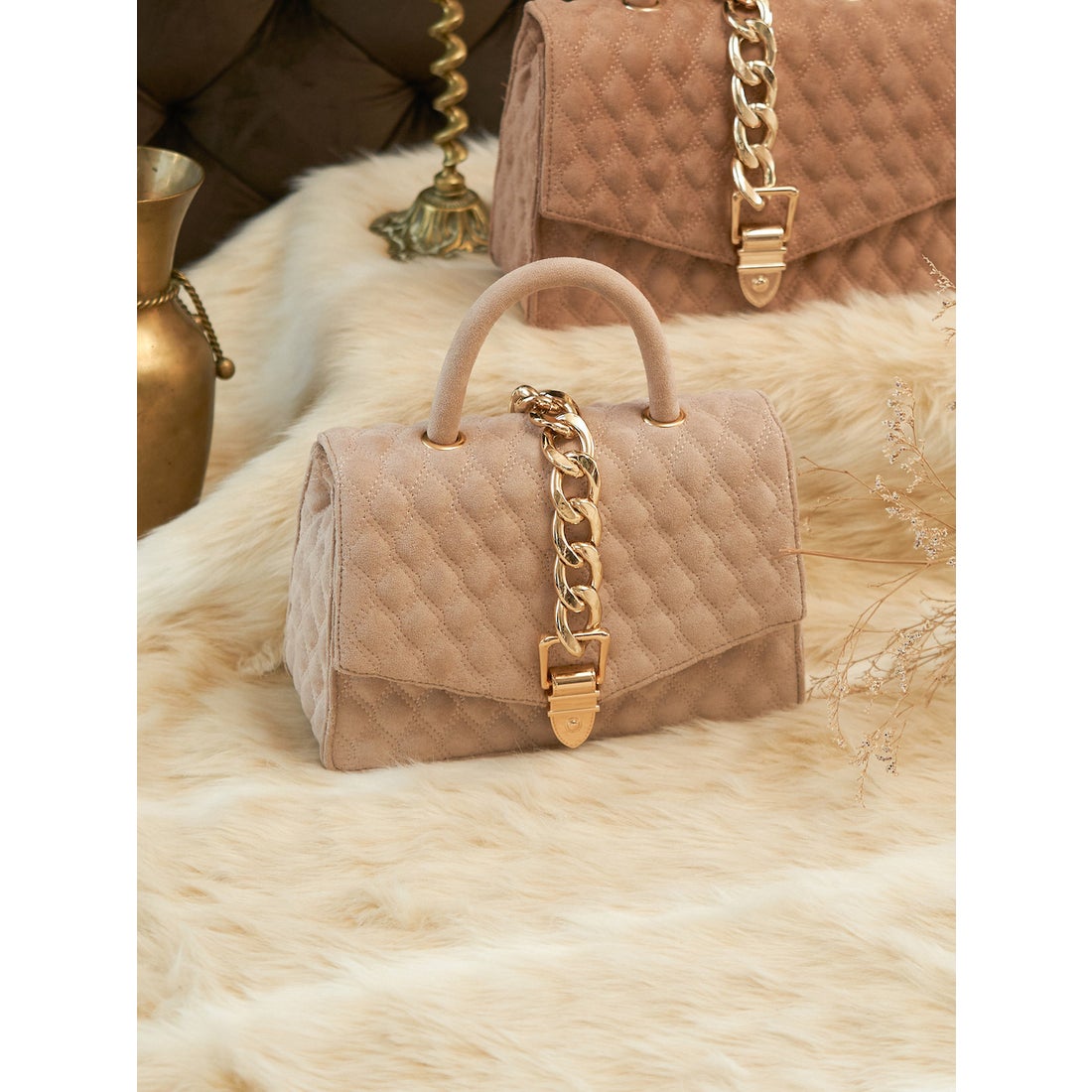 ダーリッチ Darich キルティングスウェードバッグ （ベージュ