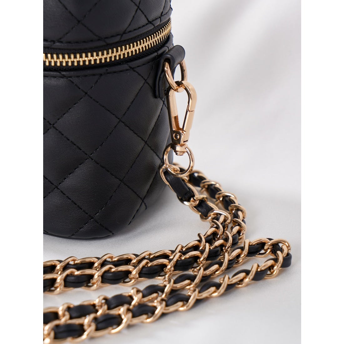 ダーリッチ Darich 【ゴールドパーツ】キルティングスクエアミニバッグ