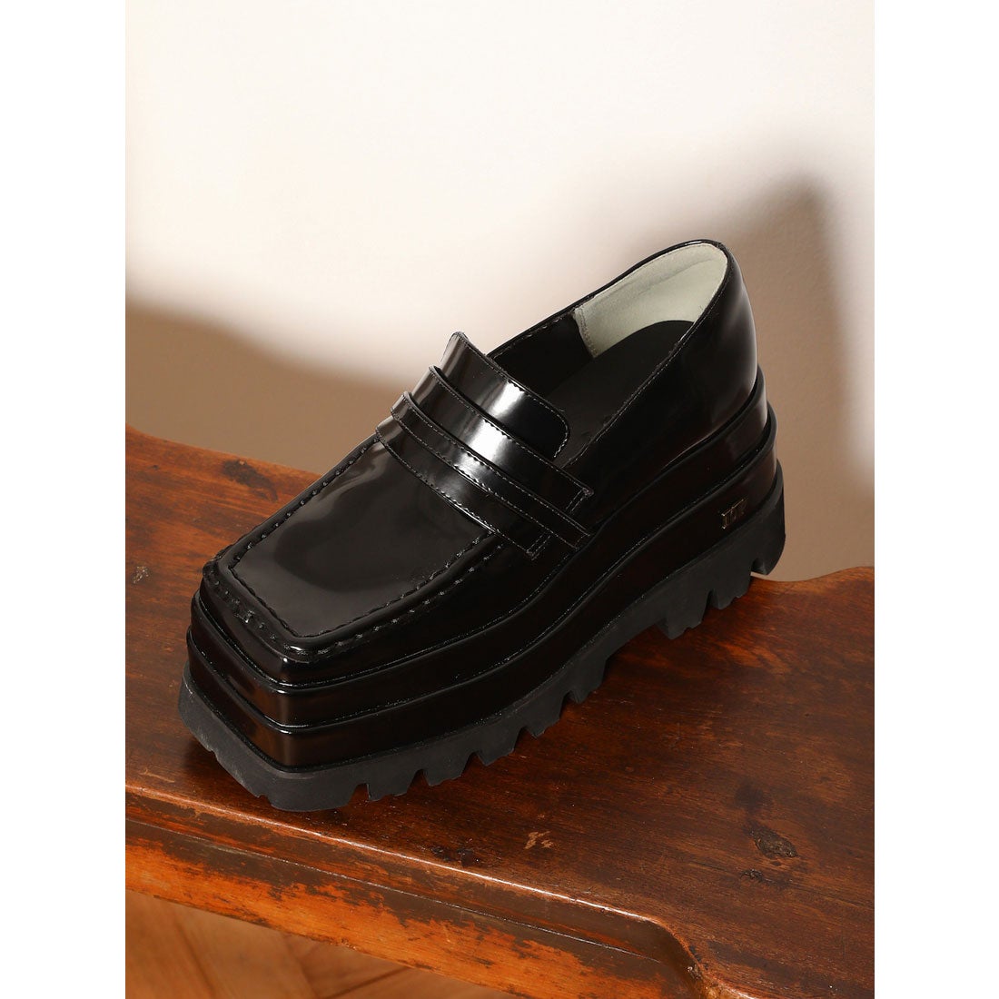 ダーリッチ Darich プラットフォームローファー （ブラック） -靴