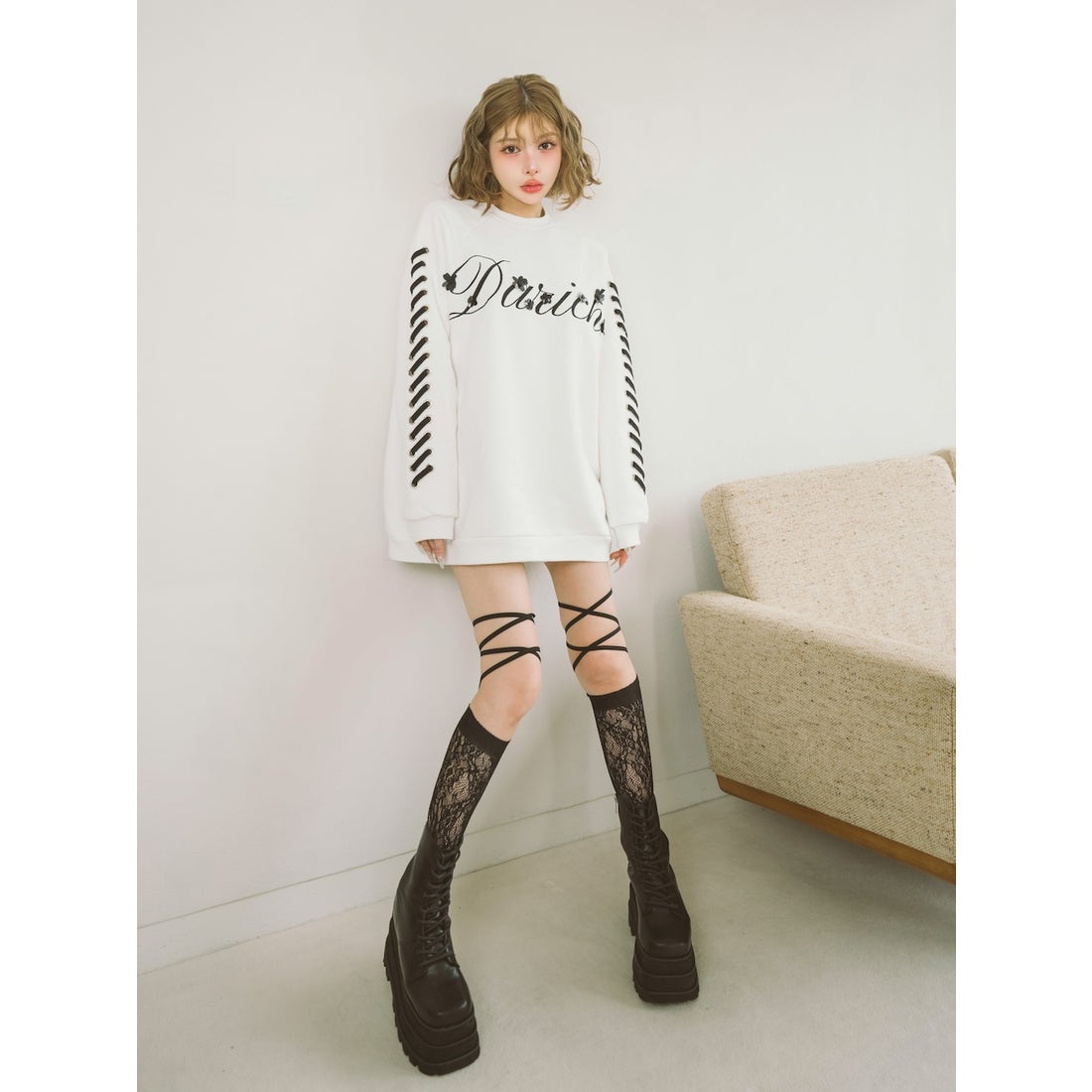 ダーリッチ Darich レースアップロゴスウェットプルオーバー