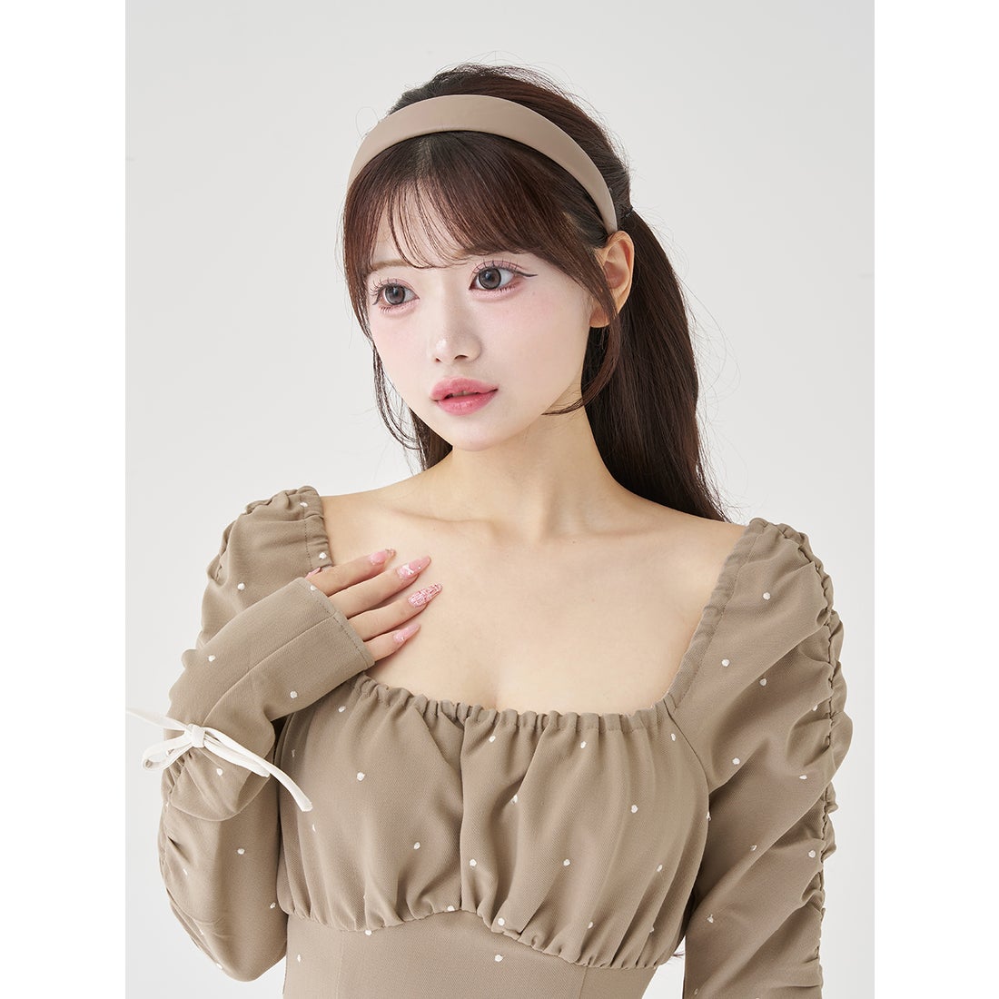 ダーリッチ Darich スクエアネックギャザーミニワンピース （ブラック