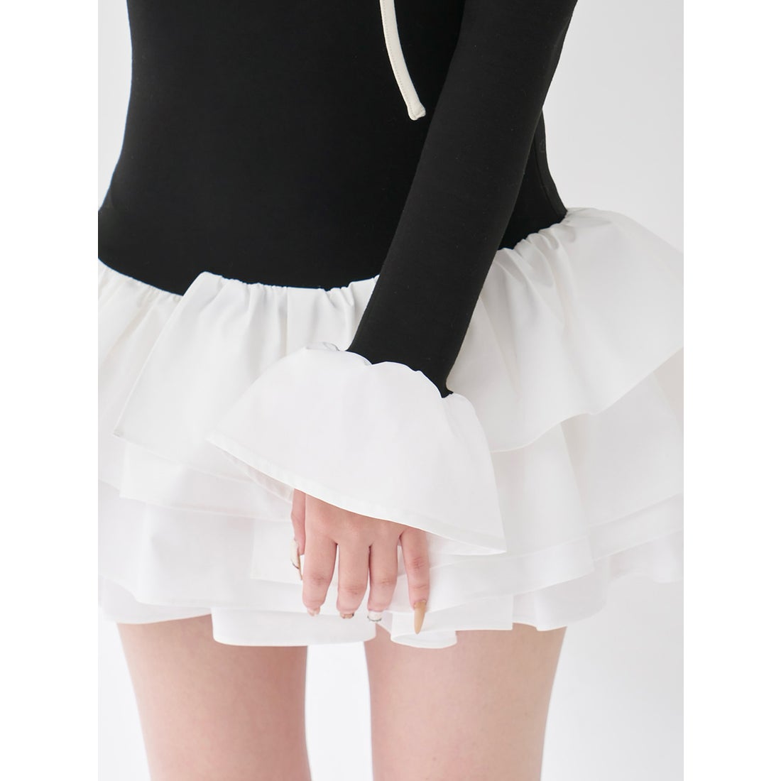 ダーリッチ Darich デザインネックリボンミニワンピース （ブラック