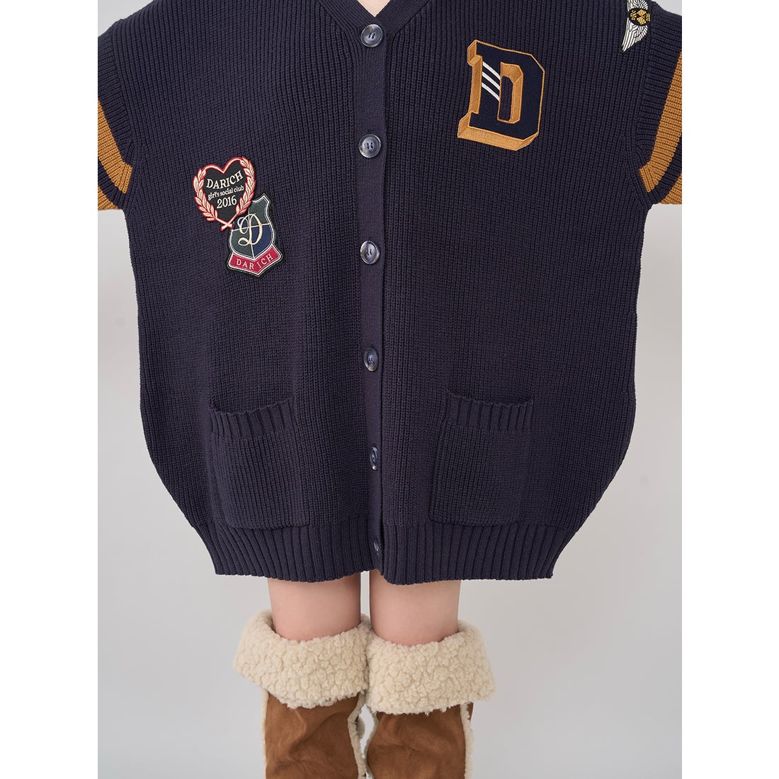 ダーリッチ Darich カレッジワッペンVネックニットカーディガン