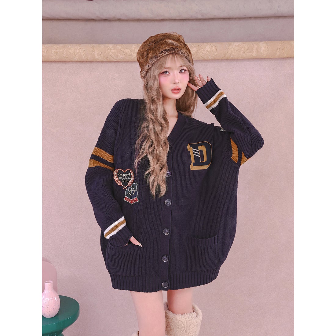 ダーリッチ Darich カレッジワッペンVネックニットカーディガン