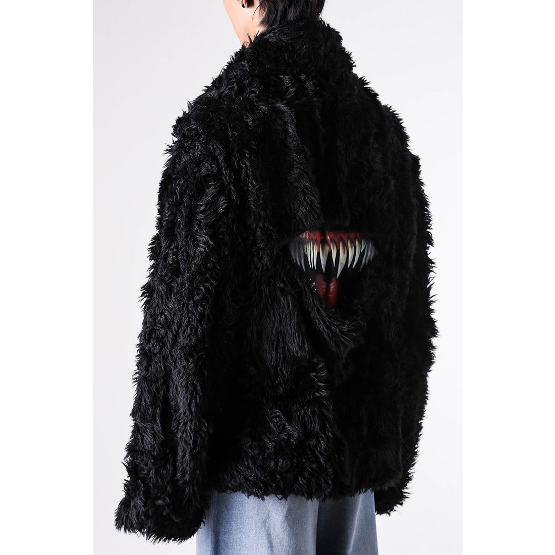 ダブレット doublet Sinister Mouth Faux Fur Jacket （Black） -FASCINATE