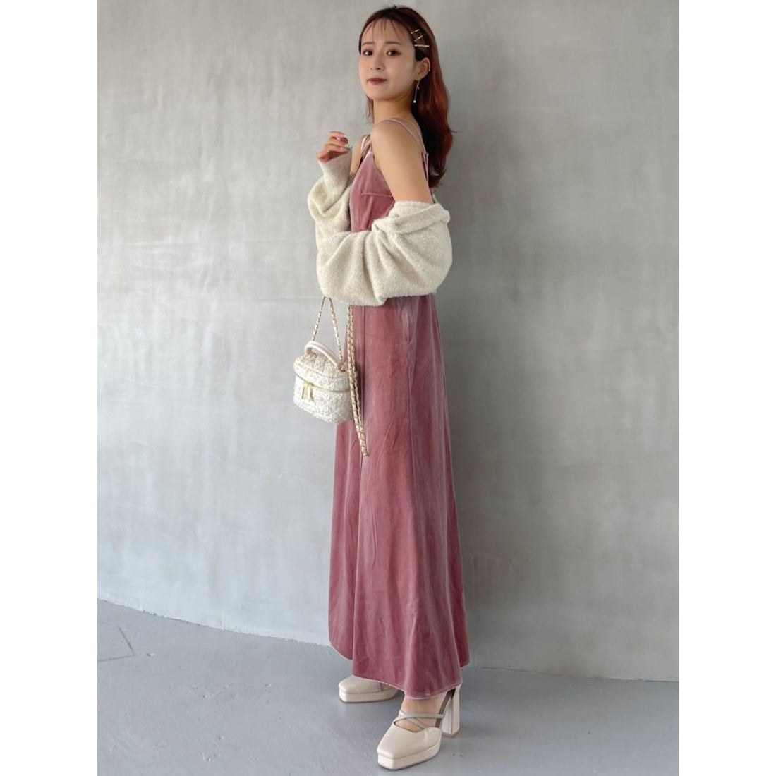 dazzlin バックレースアップ別珍キャミワンピース（ピンク） -靴