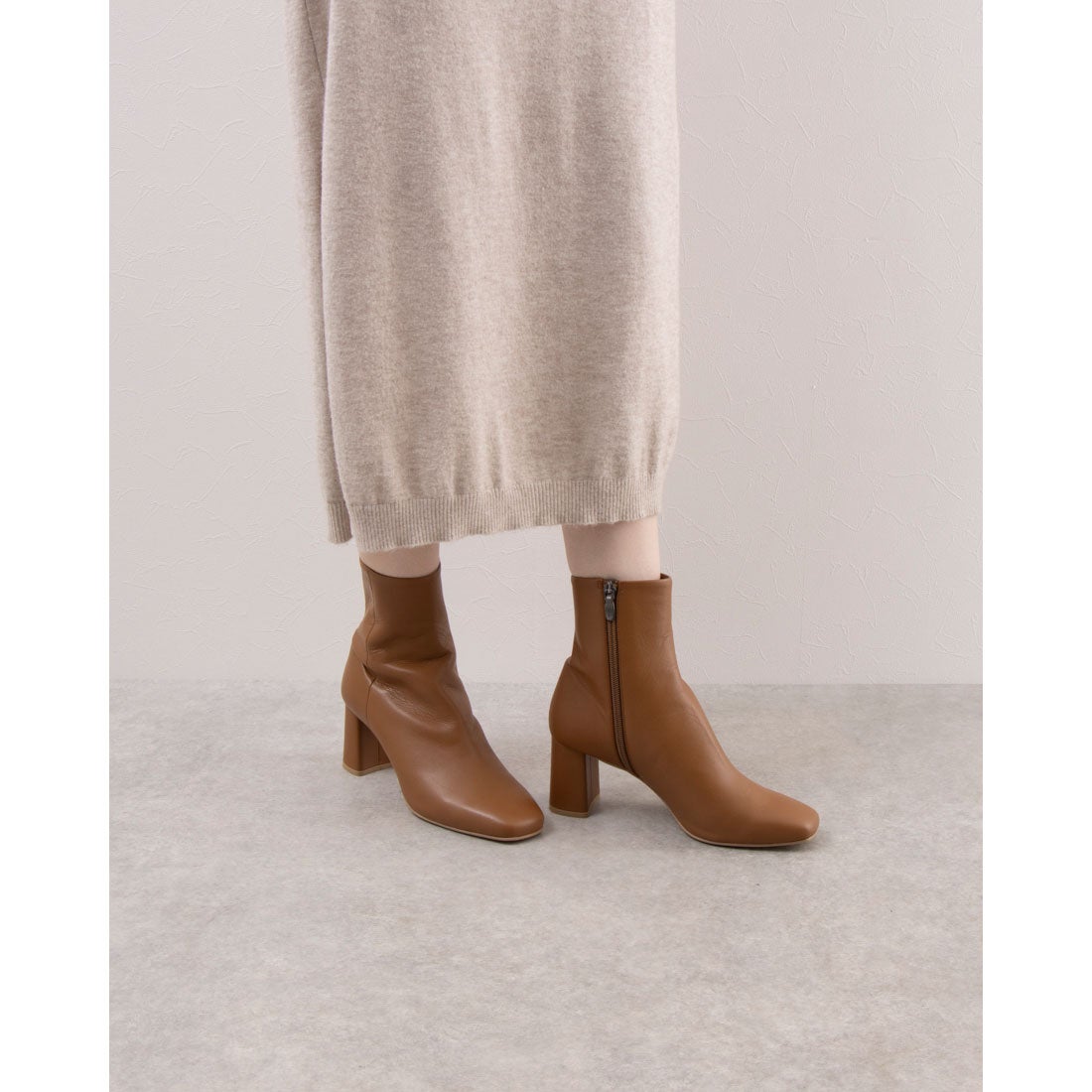 ダイアナ DIANA スクエアトゥショートブーツ （ワインカーフ