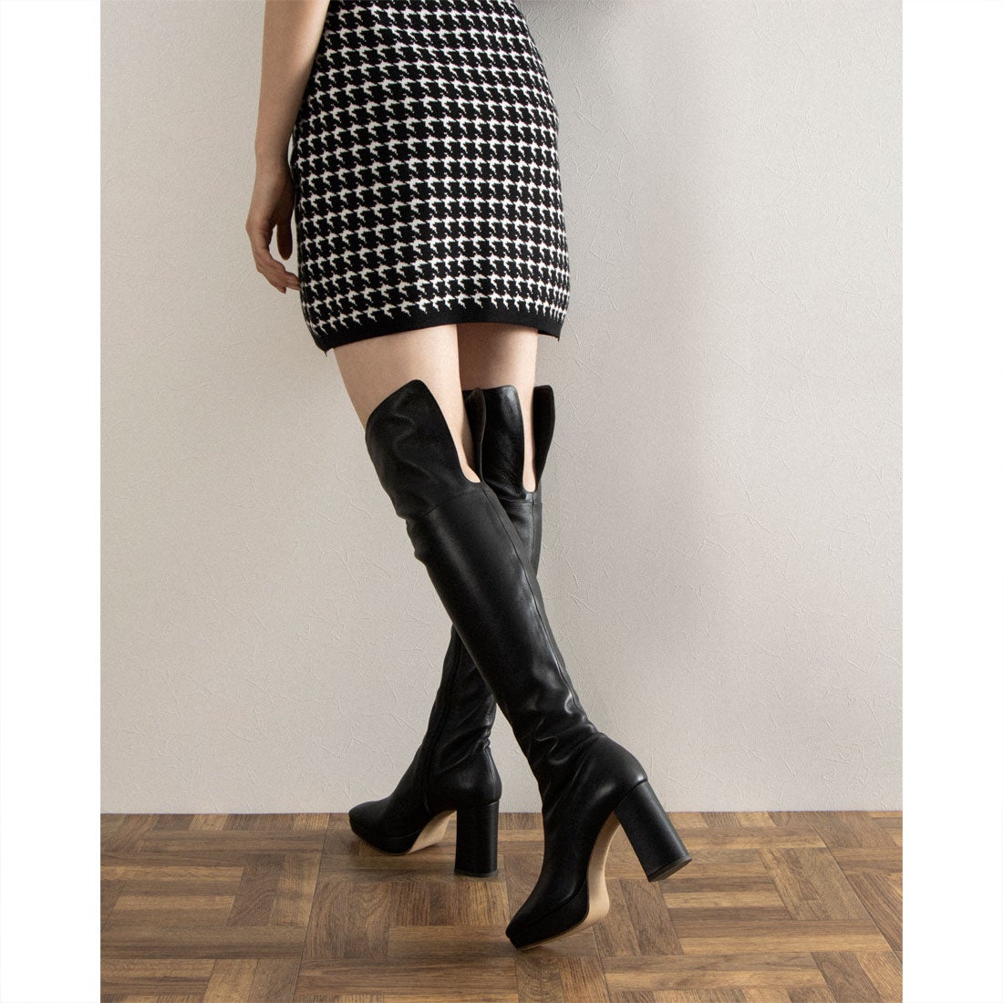 ダイアナ ニーハイブーツ 24.5 ダイアナ DIANA ロングブーツ 暗く 訳有