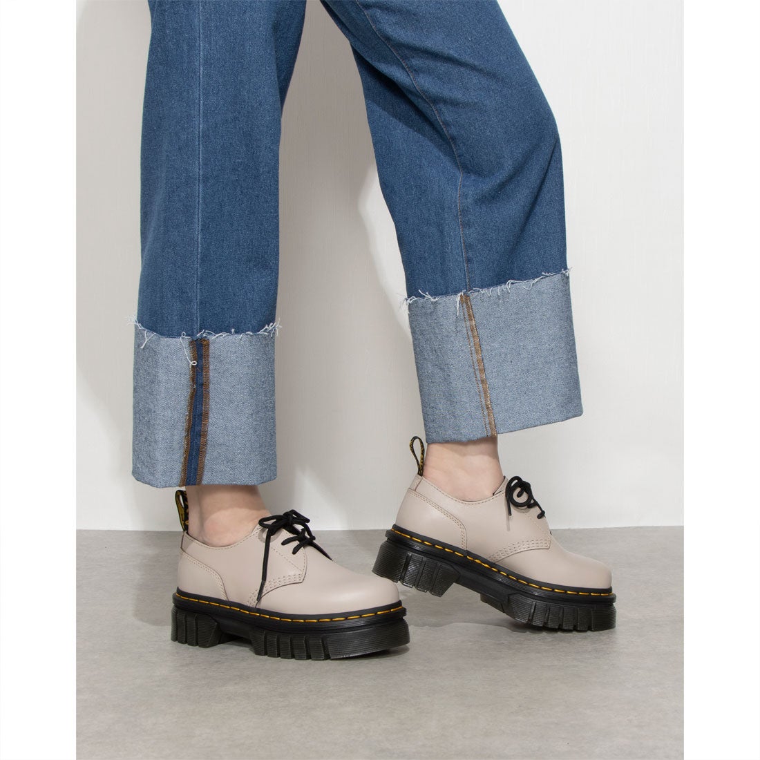 ドクターマーチン Dr.Martens レディース ブーツ AUDRICK 3 ホール