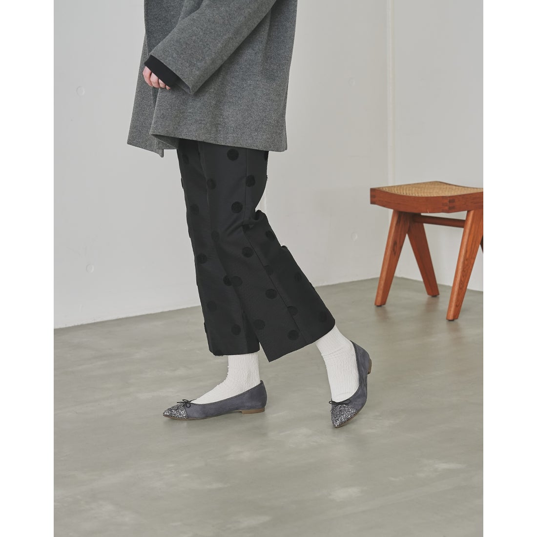 フラットバレエシューズ （グレー スエード） -Emma Francis / エマ