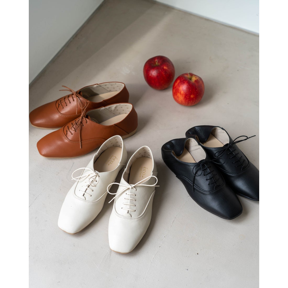 アップルレザー】【撥水】フラット レースアップシューズ （アイボリー