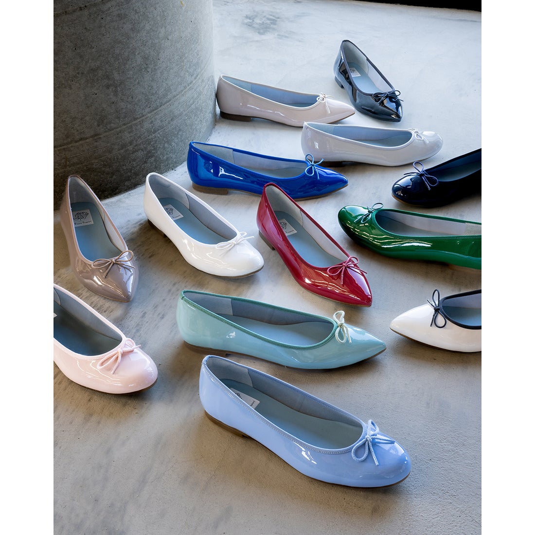 レイン対応】フラットバレエシューズ （ホワイト エナメル） -Emma