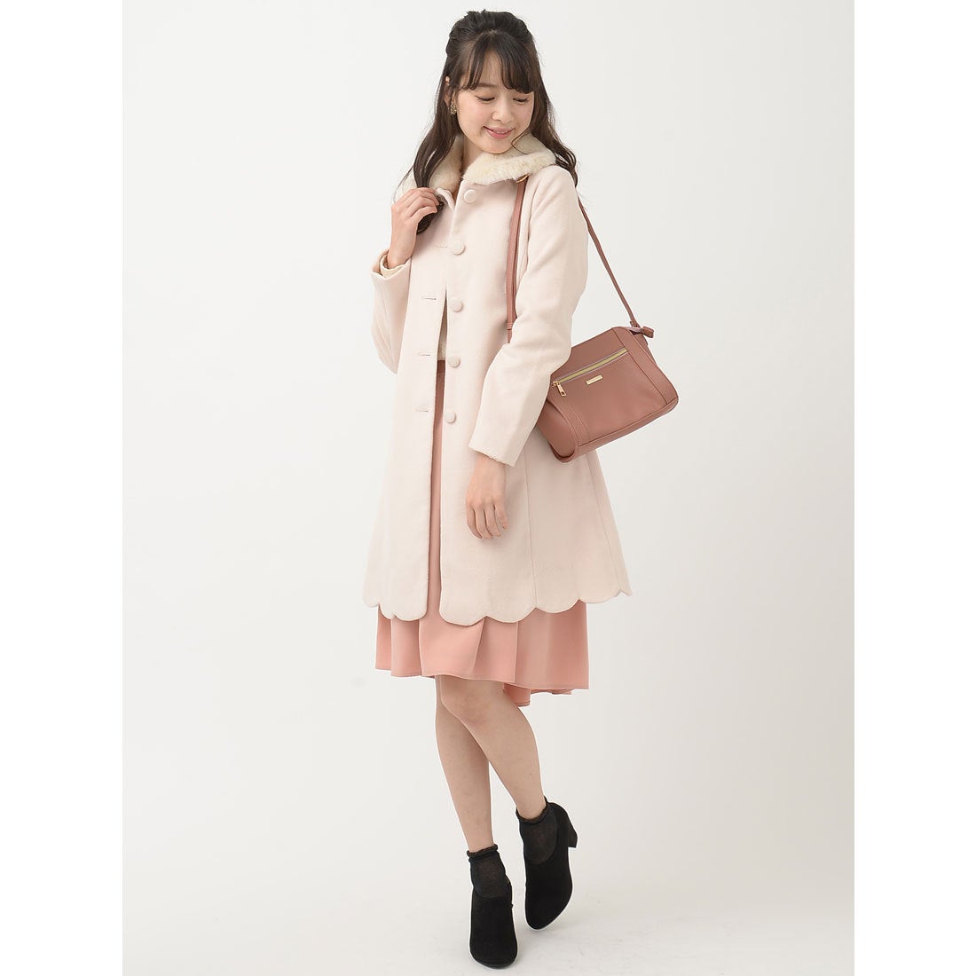 アースミュージックアンドエコロジー earth music&ecology スカラップ