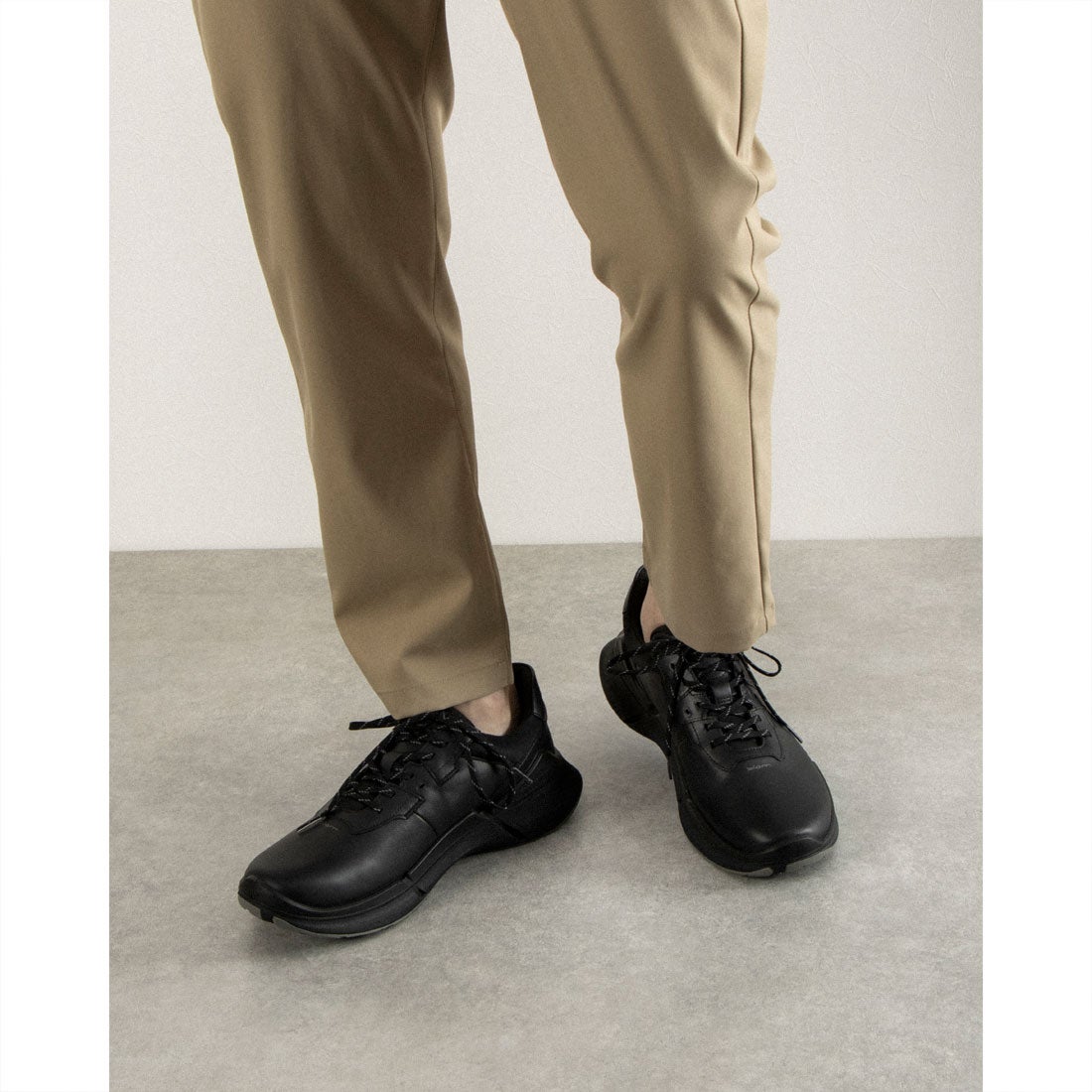 エコー ECCO メンズ 本革 アスレジャー スニーカー バイオム 2.2