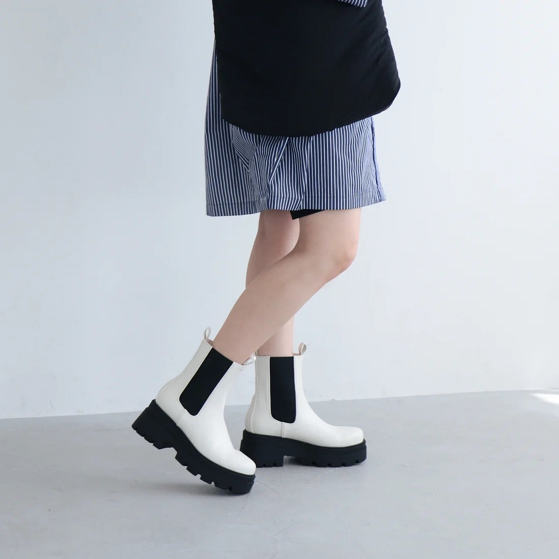 EVOL/イーボル】 2段ソール厚底サイドゴアブーツ IX5472 （アイボリー