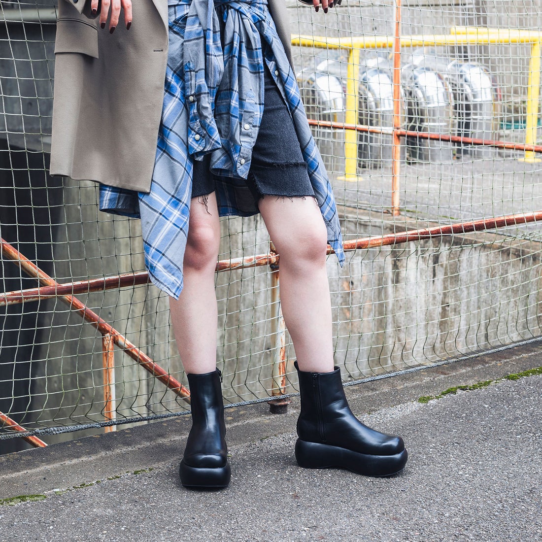 EVOL/イーボル】 ボリュームソールサイドゴアブーツ IX5547 （ブラック