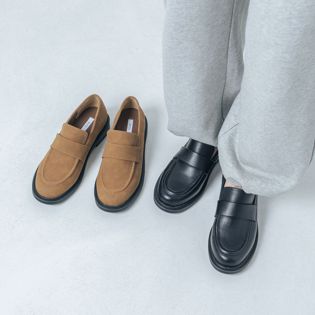 EVOL/イーボル】 【ふかふか・クッション入り】ラウンドローファー