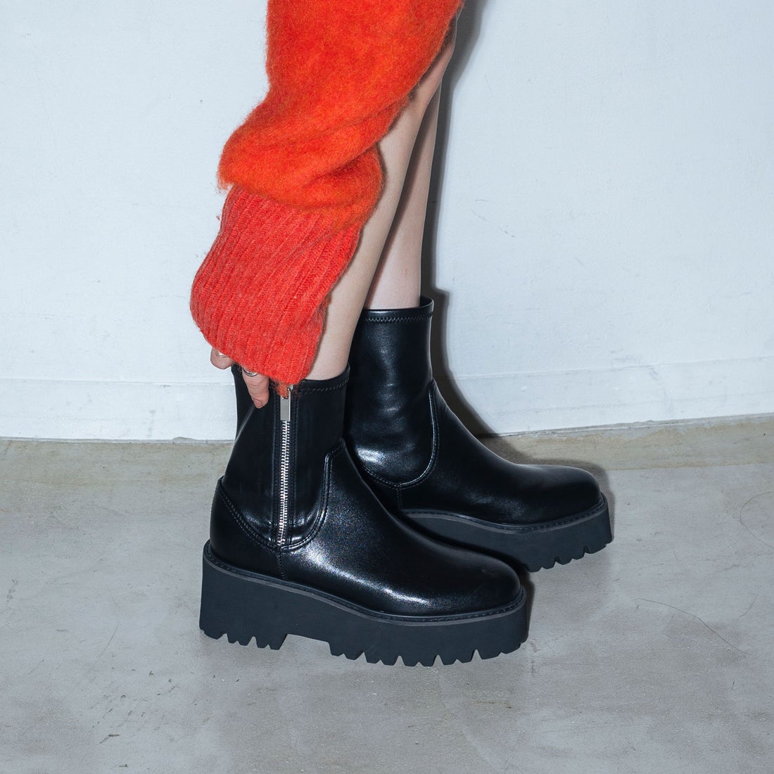 EVOL/イーボル】 厚底サイドジップストレッチブーツ IX5468 （ブラック