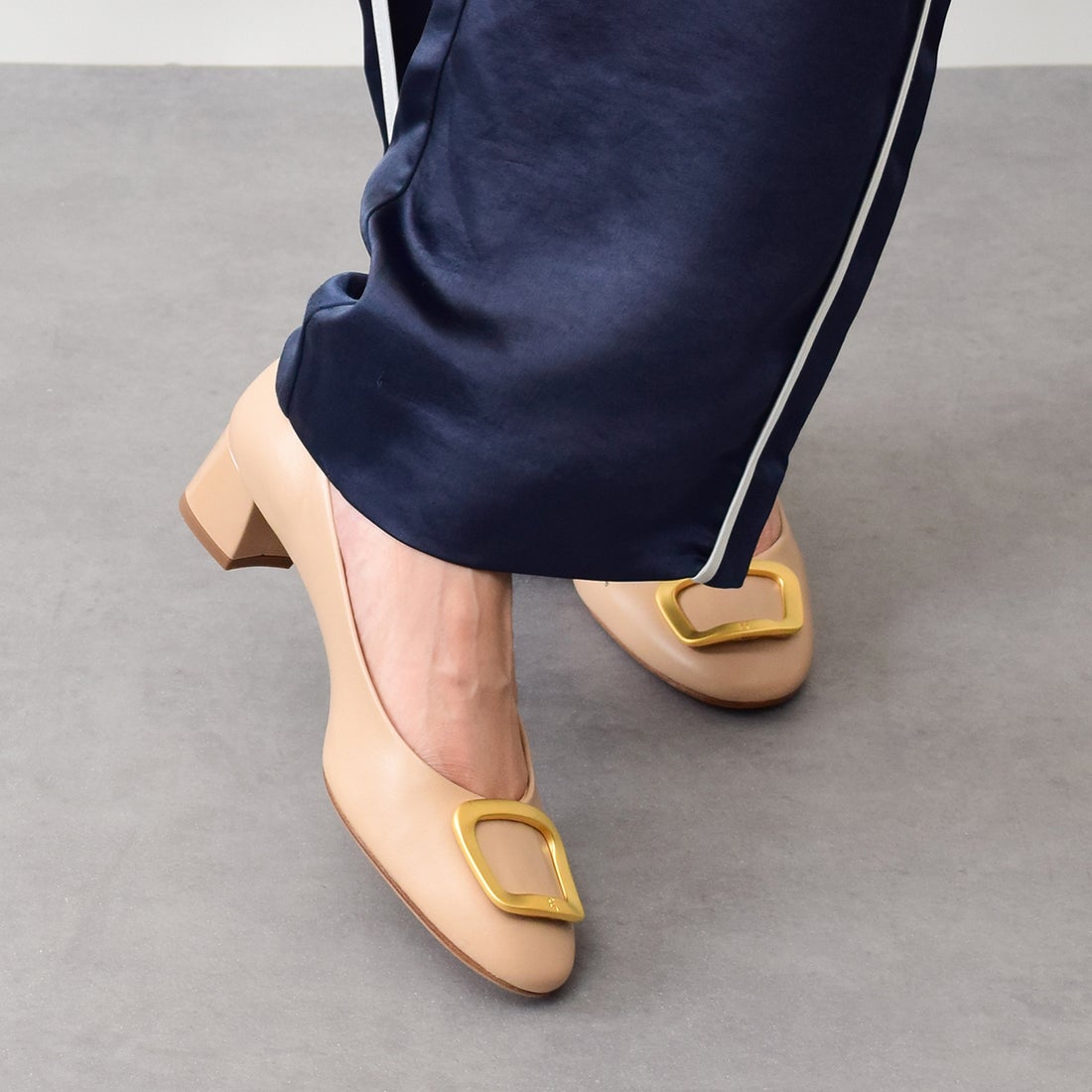 ファビオルスコーニ FABIO RUSCONI ラウンドトウローヒールバックル