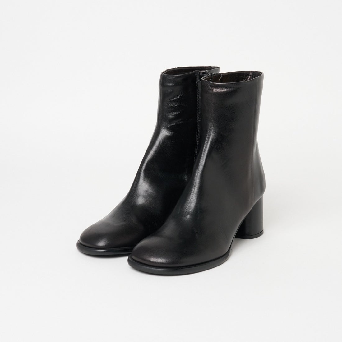 ファビオルスコーニ FABIO RUSCONI ROUND TOE SHORT BOOTS （ブラック