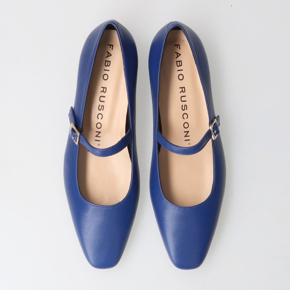 ファビオルスコーニ FABIO RUSCONI スクエアトウワンストラップ