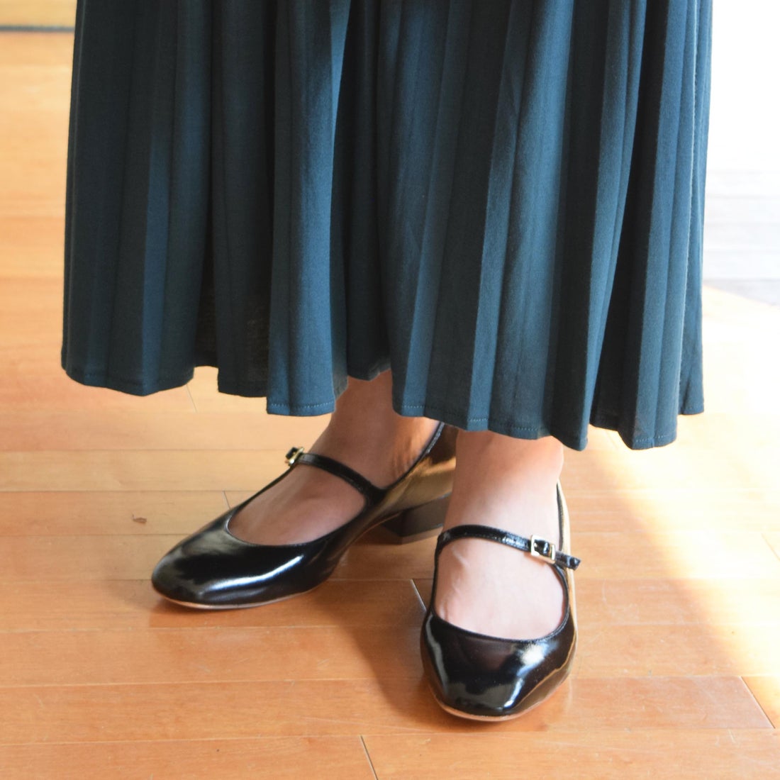 ファビオルスコーニ FABIO RUSCONI メリージェーンパンプス （ブラック