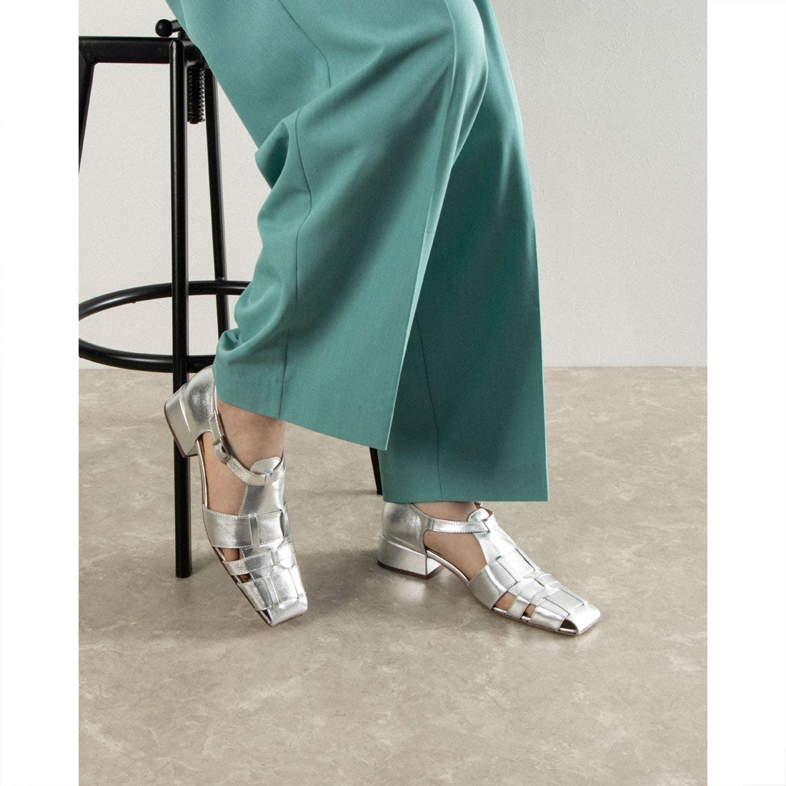 ファビオルスコーニ FABIO RUSCONI グルカサンダル s-6329-nero （NERO