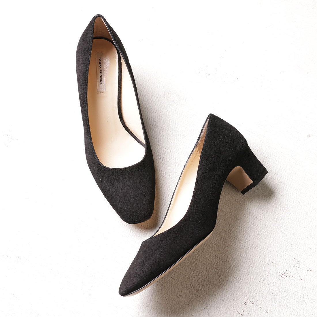 ○ファビオルスコーニ FABIO RUSCONI チャンキーヒールパンプス