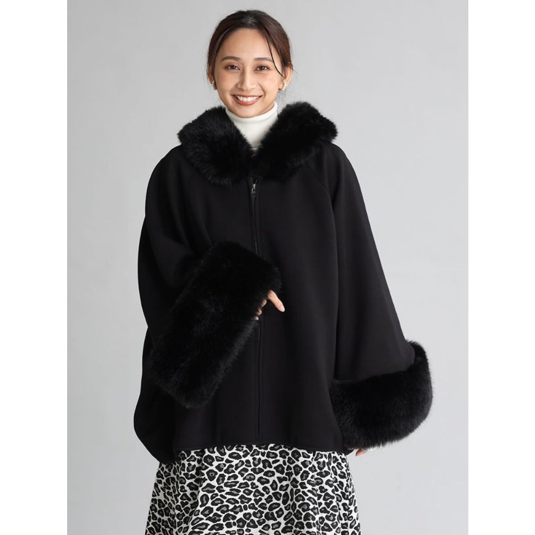 フェンネル FENNEL ポンチョライクファーコート （ブラック