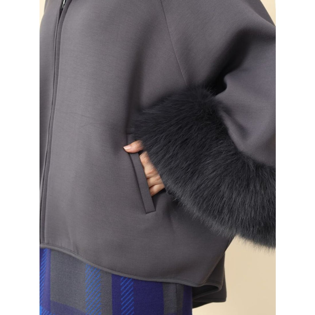 フェンネル FENNEL ファーポンチョアウター （ブラック） -靴