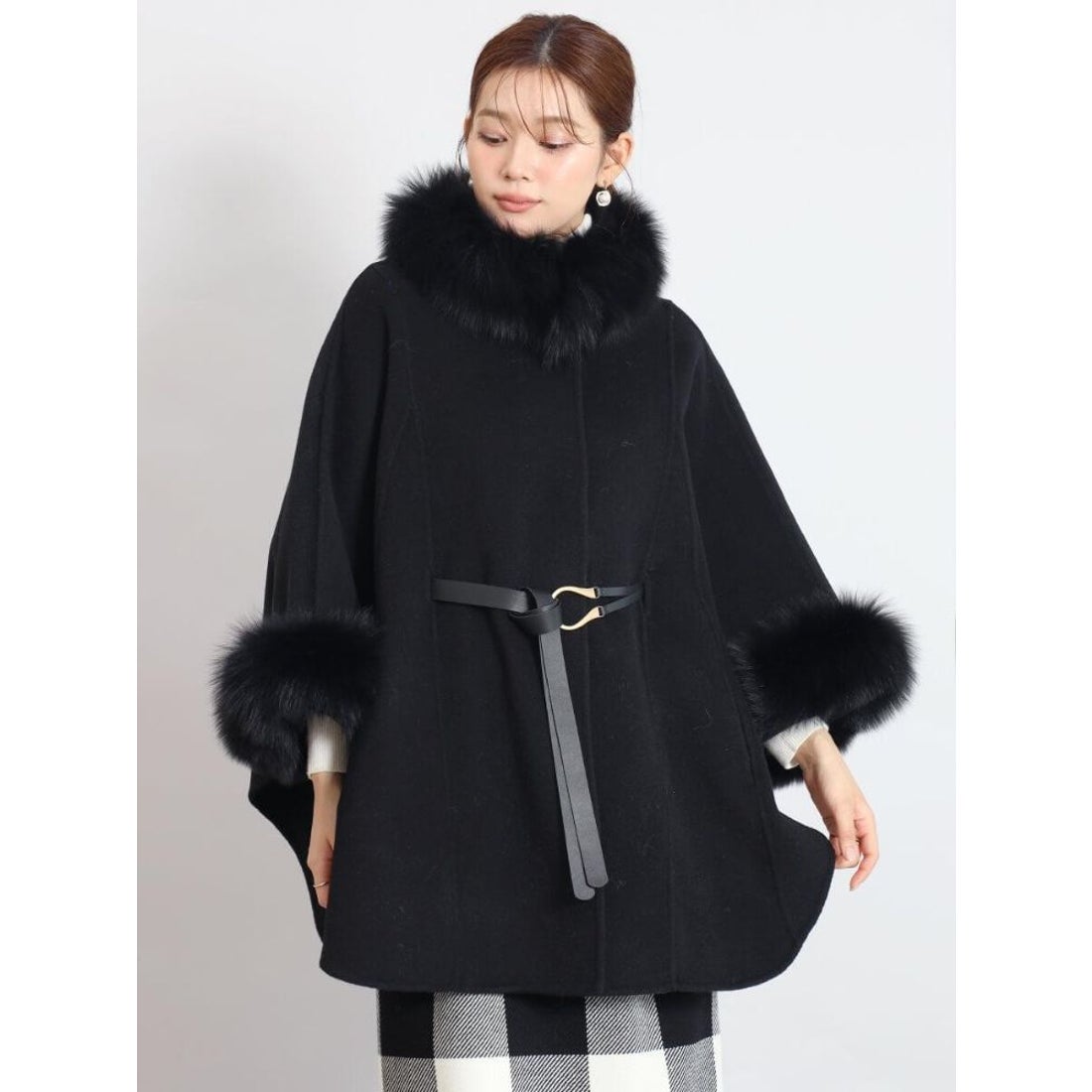 フェンネル FENNEL ベルテッドファーポンチョ （ブラック