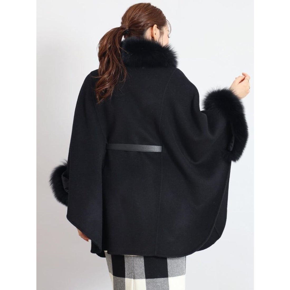 フェンネル FENNEL ベルテッドファーポンチョ （ブラック