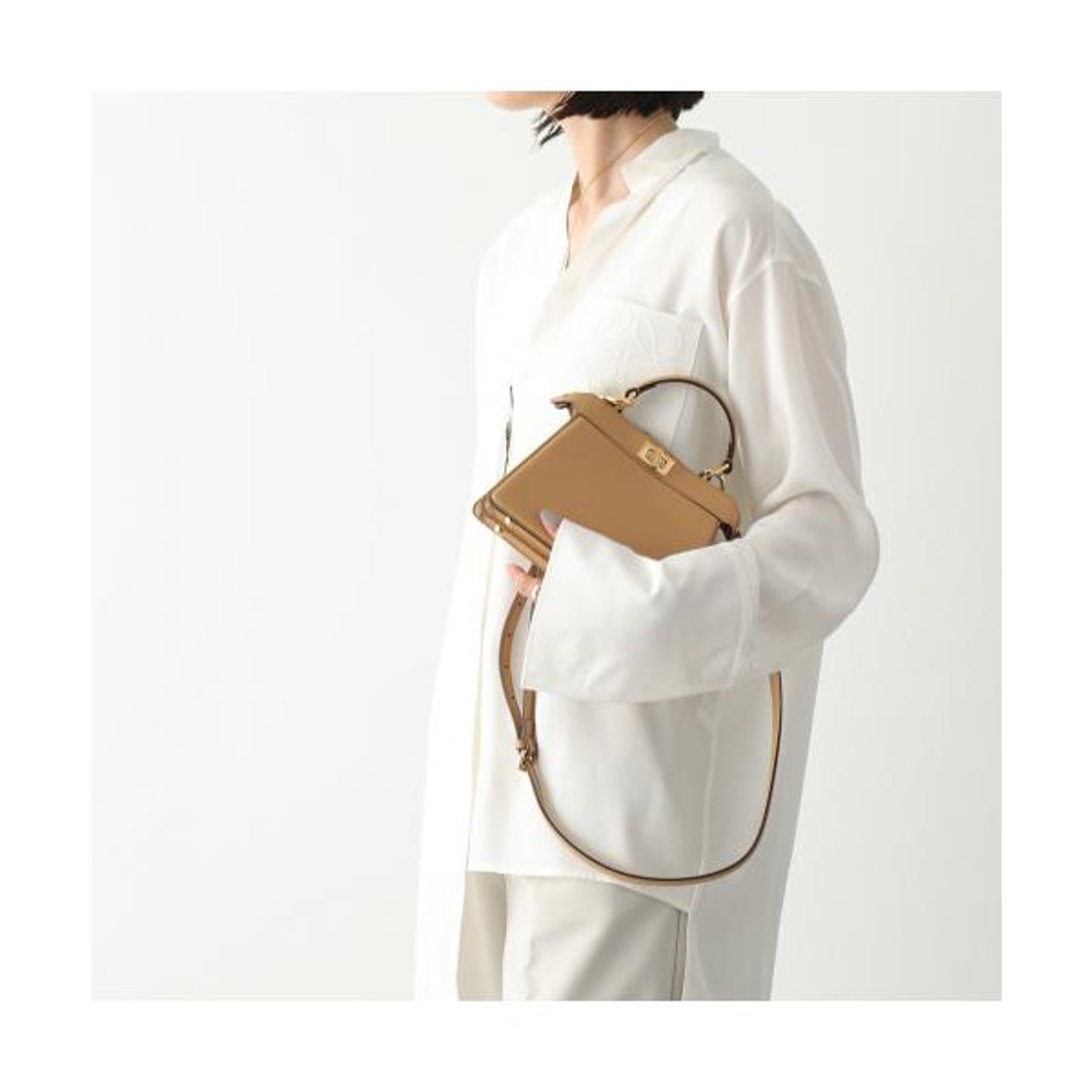 フェンディ FENDI FENDI ハンドバッグ 8BN335 ABVE PEEKABOO ISeeU