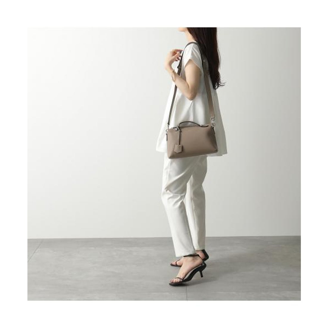 フェンディ FENDI FENDI ショルダーバッグ BY THE WAY 8BL146 1D5F