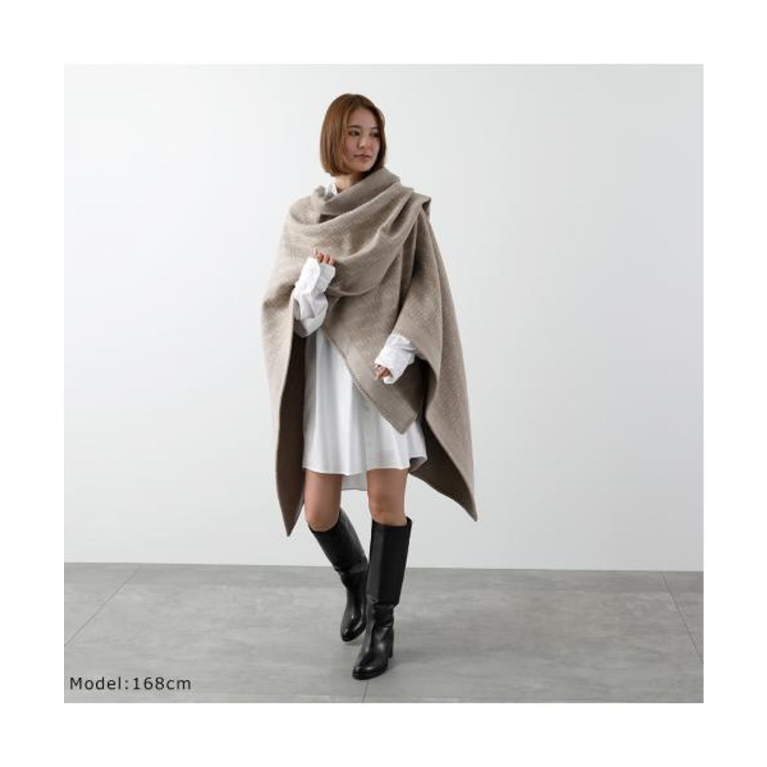 フェンディ FENDI FENDI ポンチョ FXX776 ASFX ケープ （F0QB9/BEIGE