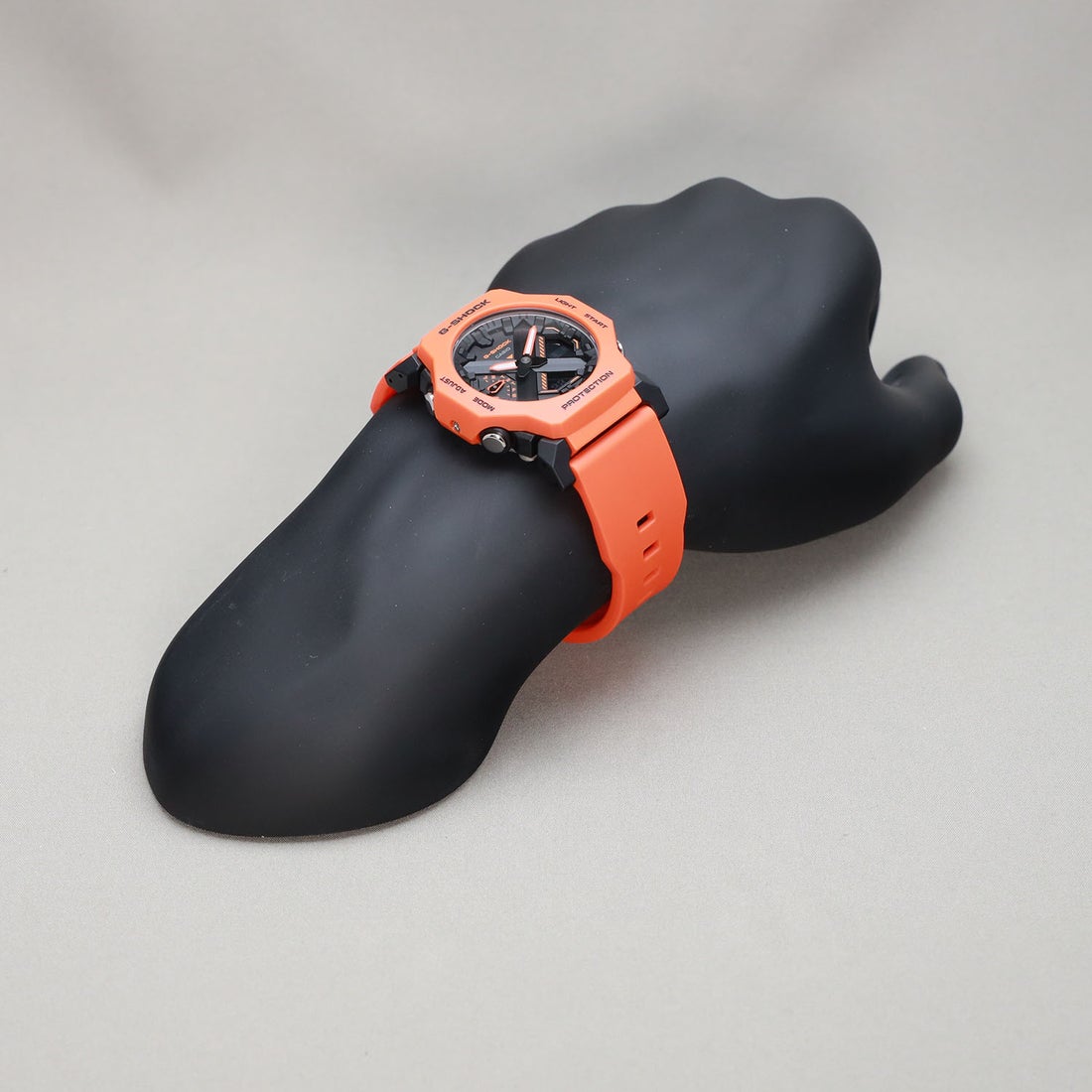 G-SHOCK】GA-2300シリーズ / GA-2300FL-4AJF （オレンジ