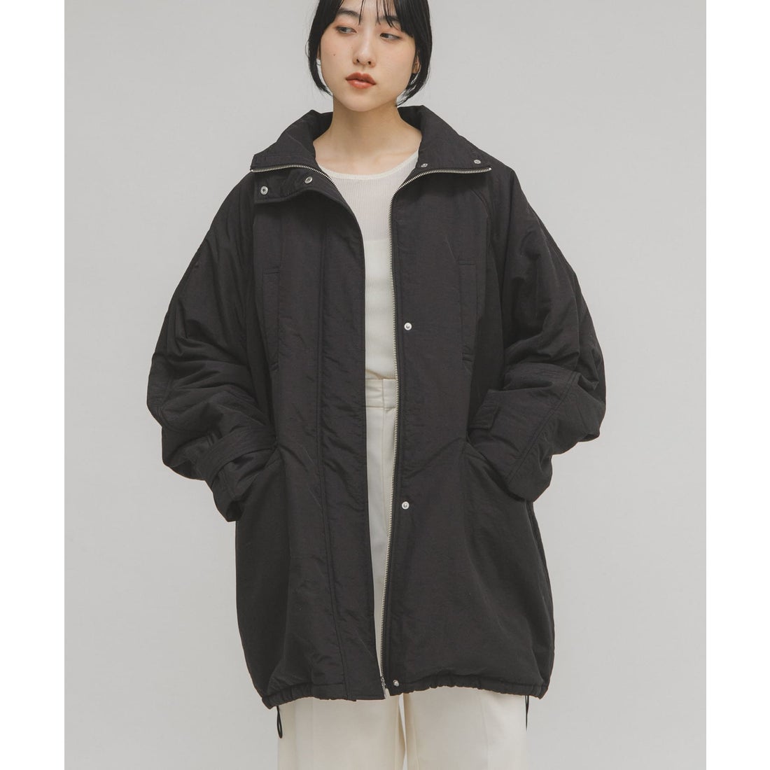 ケービーエフ KBF モンスターパテッドミドルコート （ブラック