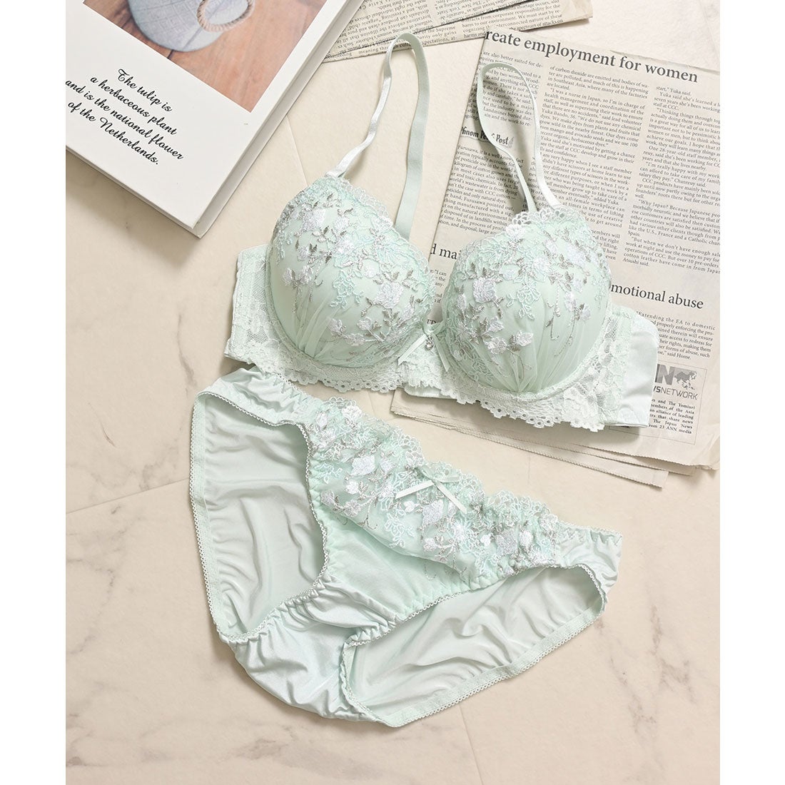 ハニーズ Honeys 花柄刺繍ブラセット 下着 アンダーウェア ブラセット