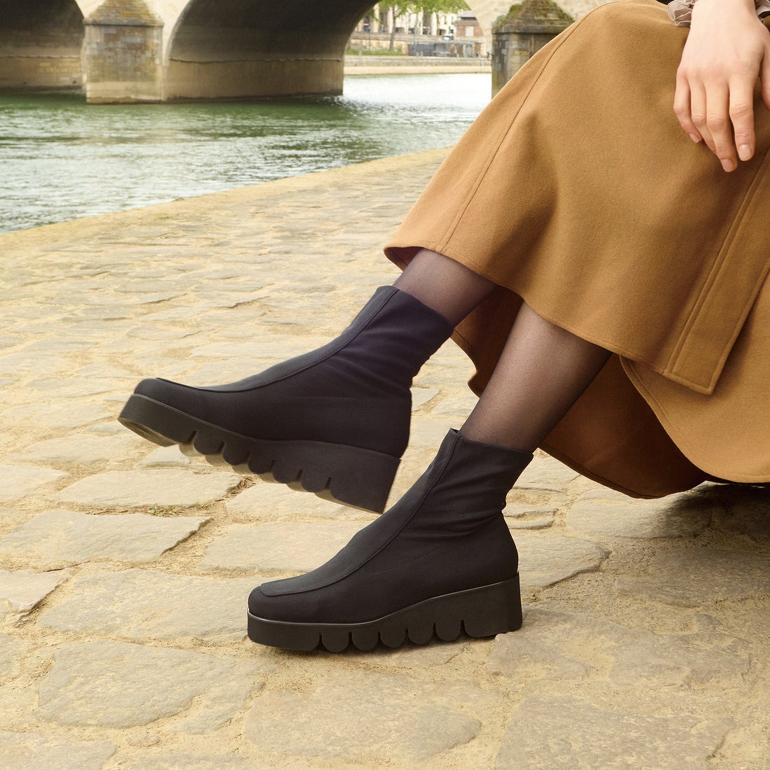 ヒルズアヴェニュー HILLS AVENUE ストレッチブーツ （ブラック