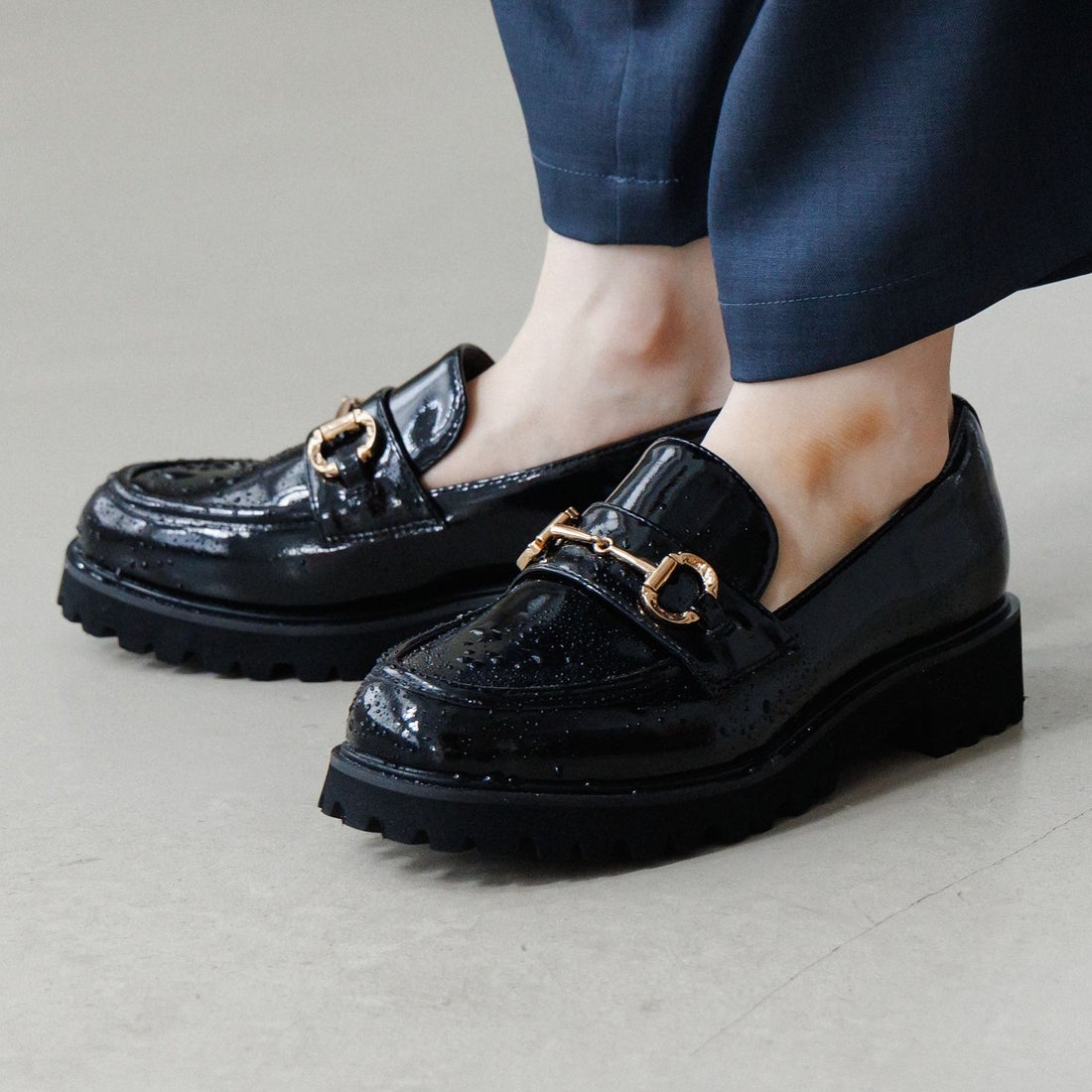 ヒミコ 卑弥呼 【耐水】トラックソールレインローファー/654301