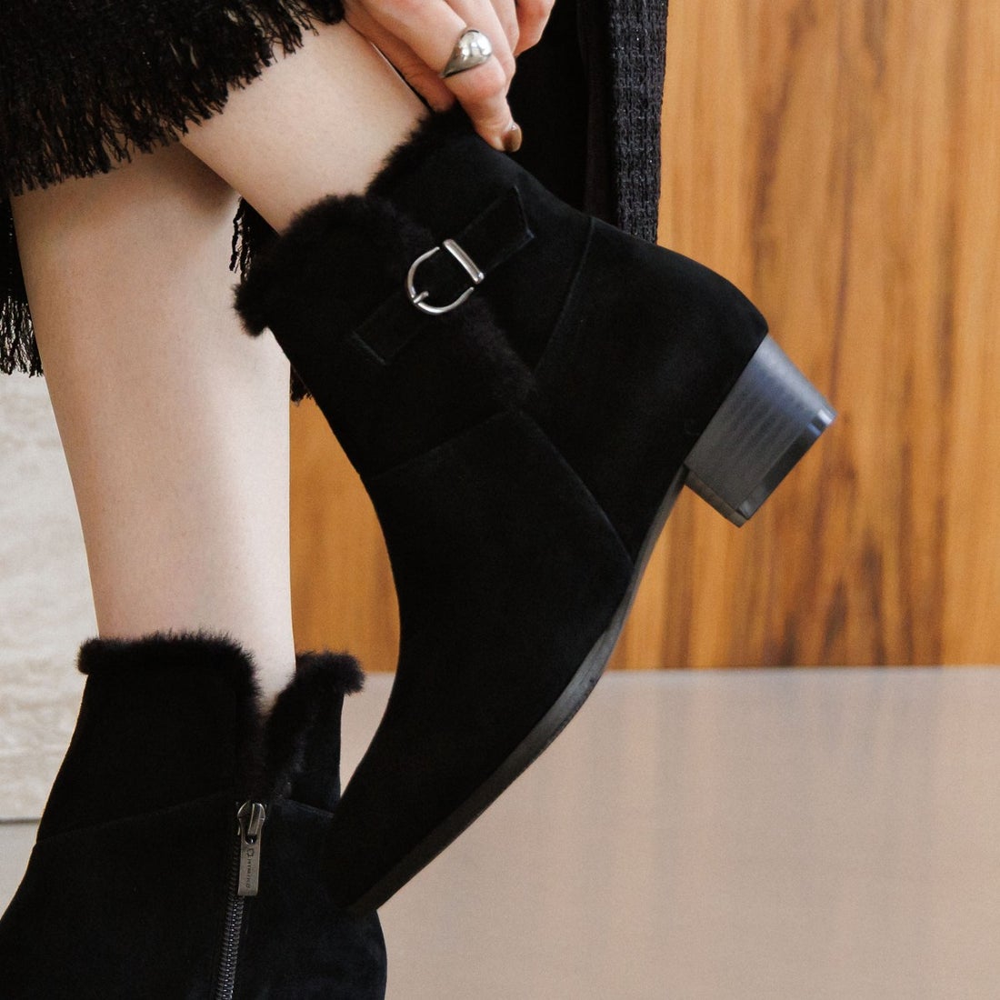 ヒミコ 卑弥呼 バックル2WAYファーブーツ/651415 （ブラック