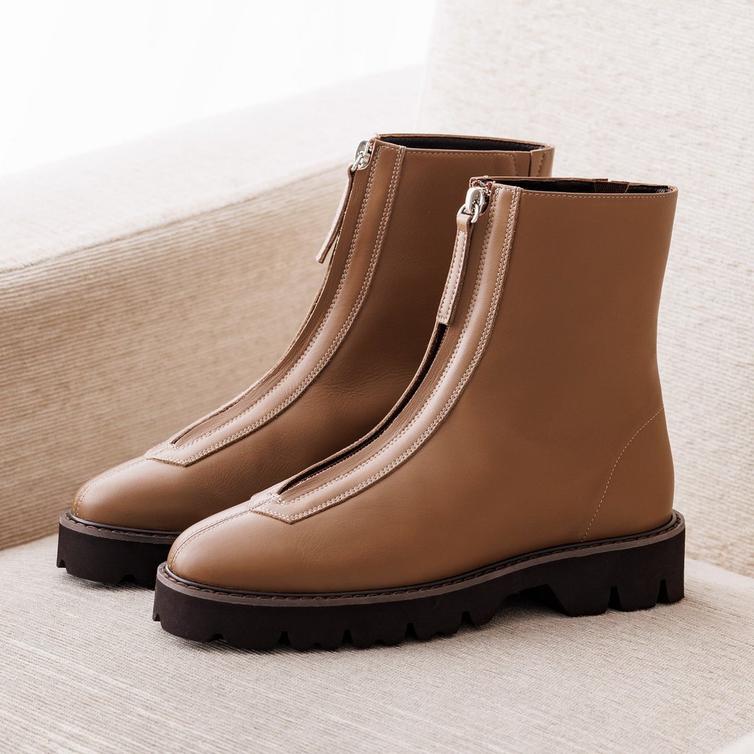 ヒミコ 卑弥呼 トラックソールショートブーツ/621403 （ブラウン