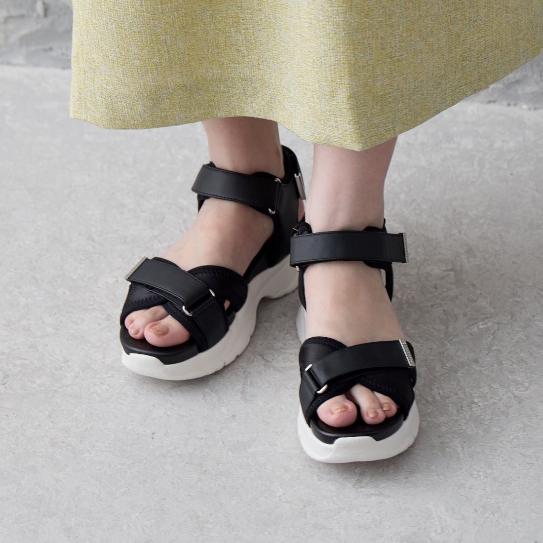 ヒミコ 卑弥呼 【HIMIKO Lite】クロスデザインスポーツサンダル/647202