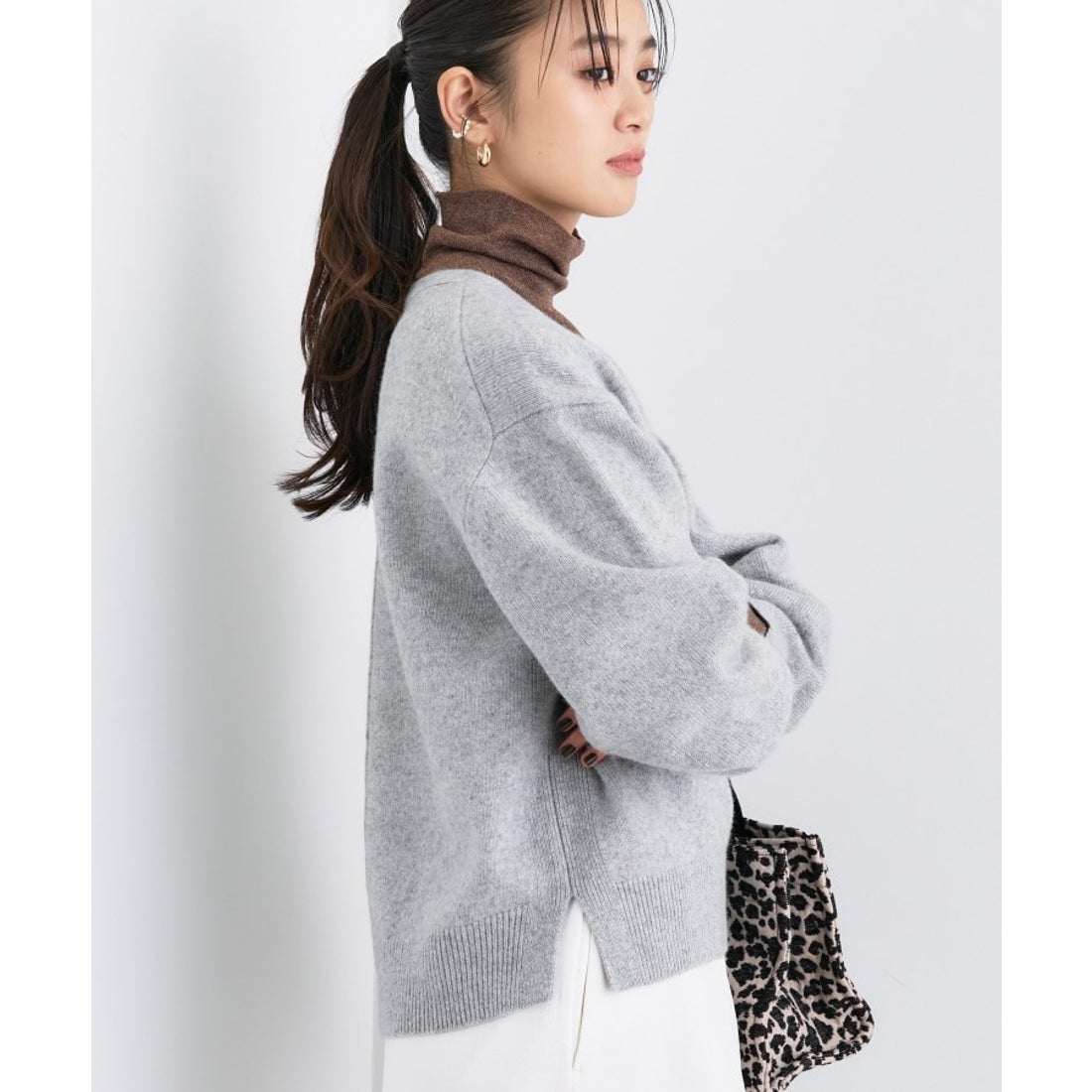 インディヴィ INDIVI 【洗える／カシミヤ混】ミドルゲージVネック