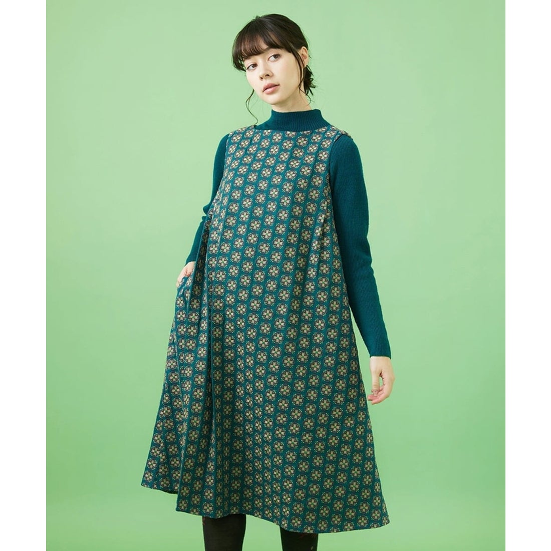 ホコモモラ Jocomomola Rosa salmon フラワー総刺繍ノースリーブ