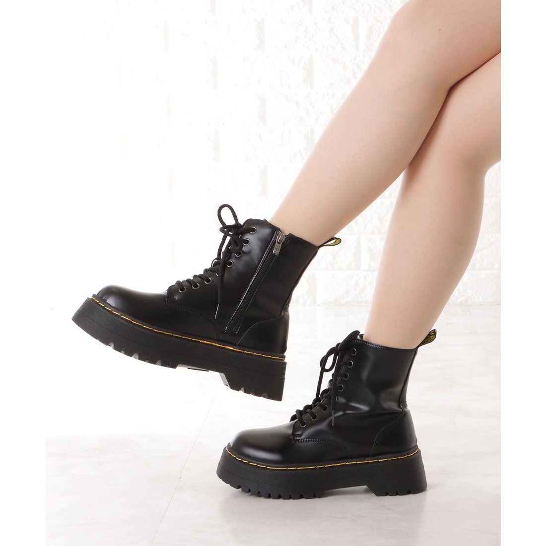 レースレディース Lace Ladies ステッチデザインレザー調レースアップ