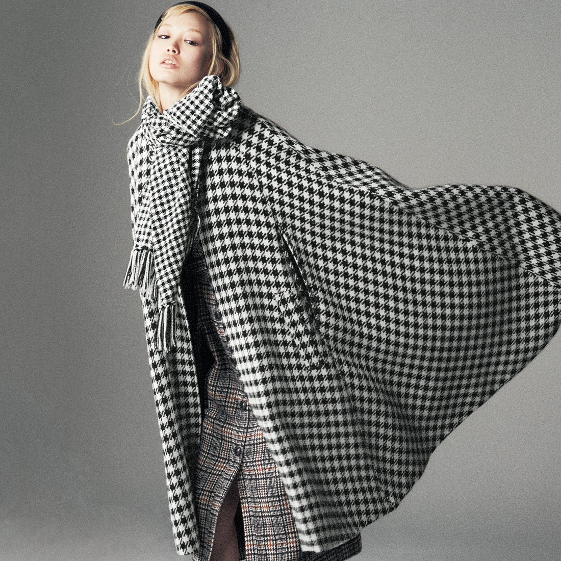 LILY BROWN リリーブラウン Lily Brown ロングケープコート （ブラック