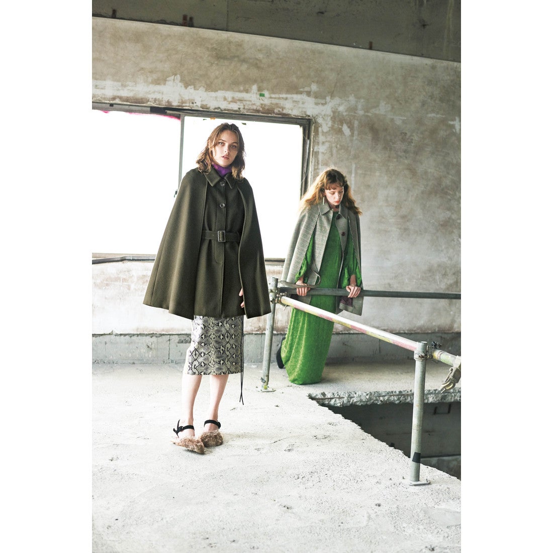 LILY BROWN リリーブラウン Lily Brown レザーパイピングケープコート